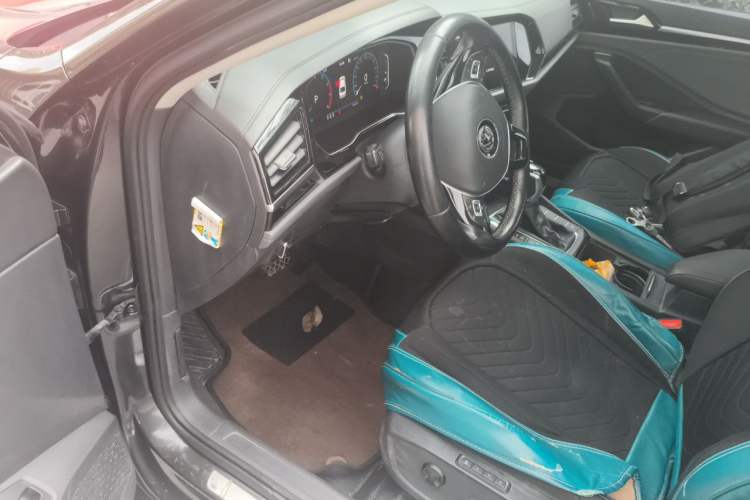 Used Volkswagen Sagitar 2021 280TSI DSG Excellence Edition Driver Seat