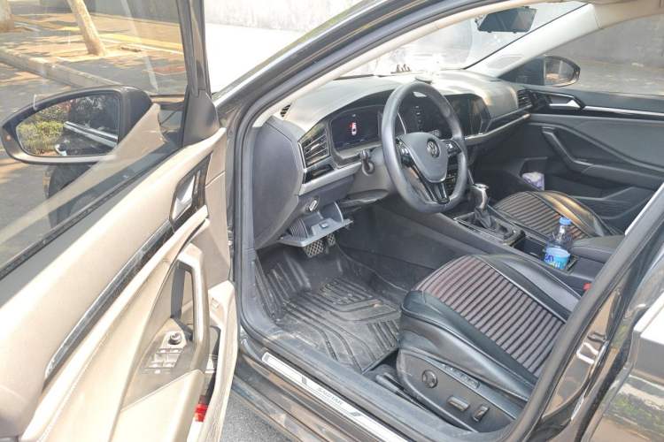 Used Volkswagen Sagitar 2021 280TSI DSG Luxury Smart Connectivity Edition Driver Seat
