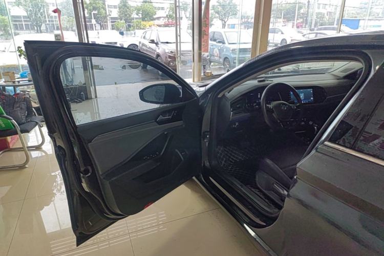 Used Volkswagen Sagitar 2021 280TSI DSG Comfort Connect Edition Driver Seat