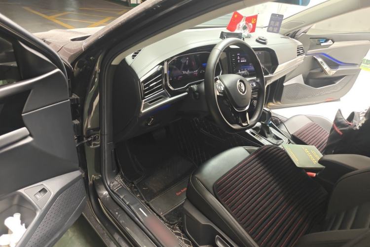 Used Volkswagen Sagitar 2021 280TSI DSG Excellence Edition Driver Seat