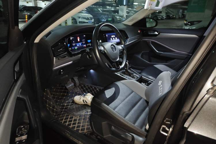 Used Volkswagen Sagitar 2021 280TSI DSG Comfort Connect Edition Driver Seat