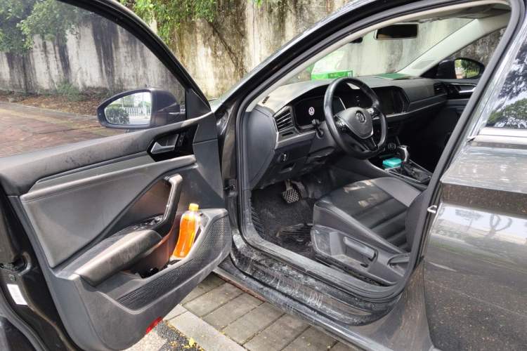 Used Volkswagen Sagitar 2021 280TSI DSG Excellence Edition Driver Seat