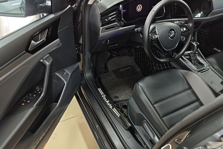 Used Volkswagen Sagitar 2021 280TSI DSG Excellence Edition Driver Seat
