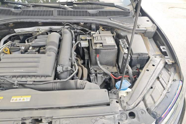 Used Volkswagen Sagitar 2021 280TSI DSG Luxury Smart Connectivity Edition Engine Bay Left