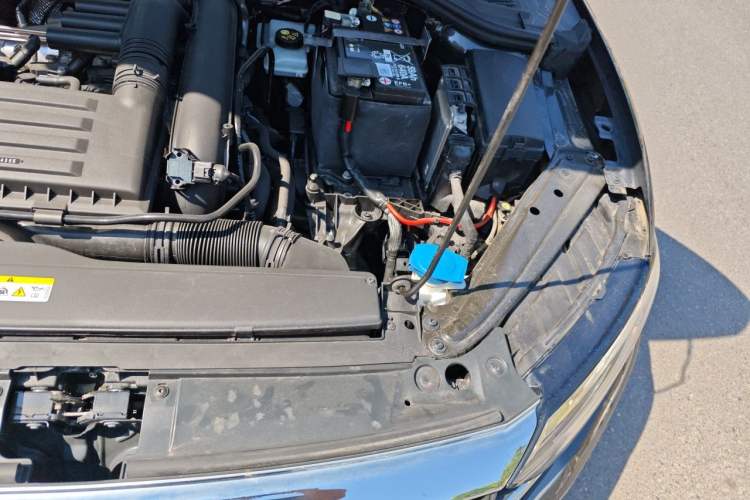 Used Volkswagen Sagitar 2021 280TSI DSG Comfort Connect Edition Engine Bay Left