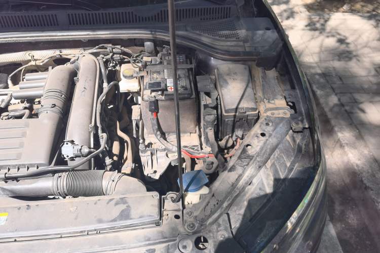 Used Volkswagen Sagitar 2021 280TSI DSG Comfort Connect Edition Engine Bay Left
