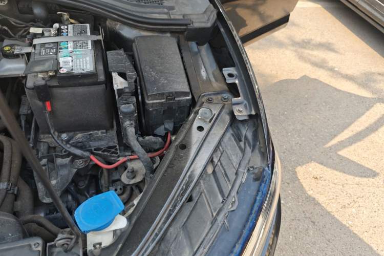Used Volkswagen Sagitar 2021 280TSI DSG Excellence Edition Engine Bay Left