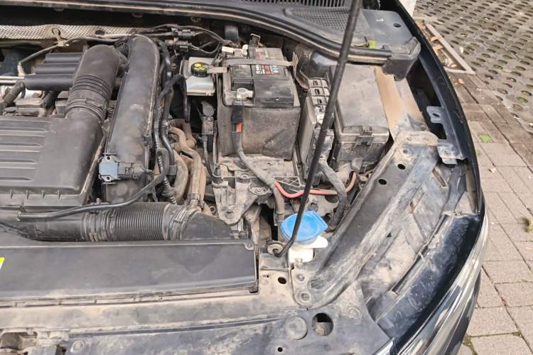 Used Volkswagen Sagitar 2021 280TSI DSG Comfort Connect Edition Engine Bay Left