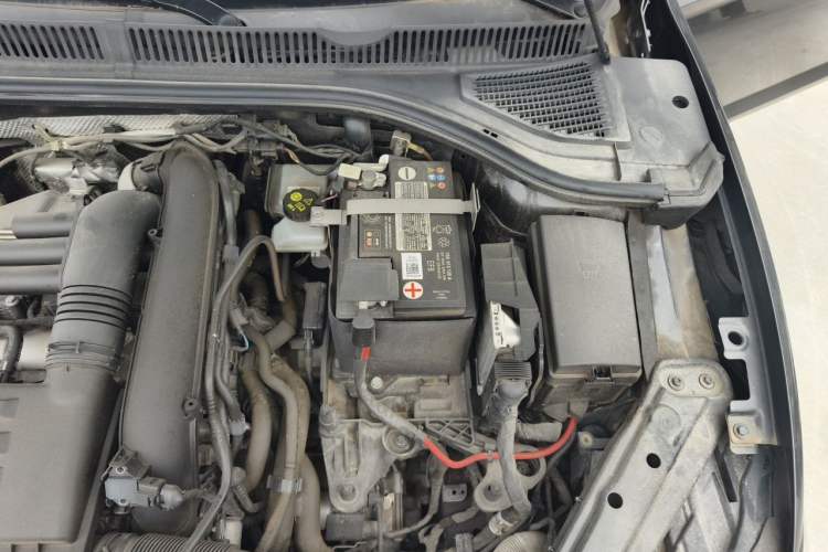 Used Volkswagen Sagitar 2021 280TSI DSG Excellence Edition Engine Bay Left