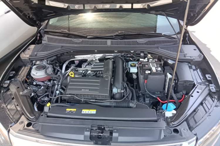 Used Volkswagen Sagitar 2021 280TSI DSG Excellence Edition Engine Bay