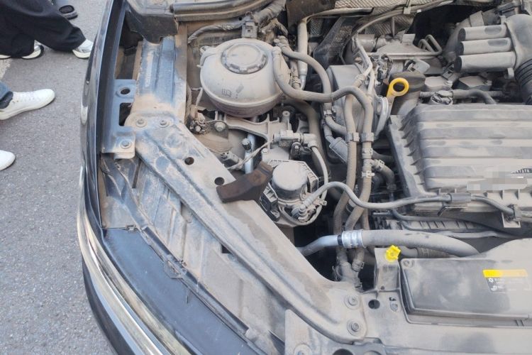 Used Volkswagen Sagitar 2021 280TSI DSG 30th Anniversary Edition Engine Bay Right