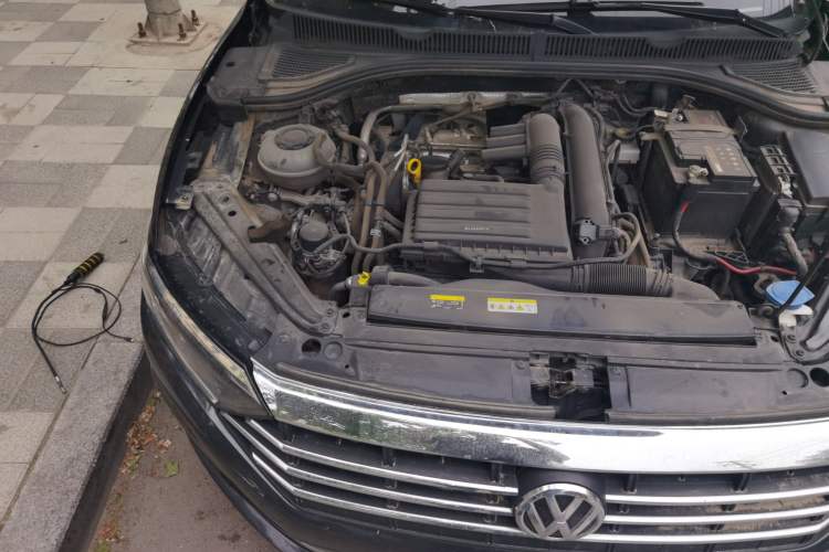 Used Volkswagen Sagitar 2021 200TSI DSG Comfort Connect Edition Engine Bay Right