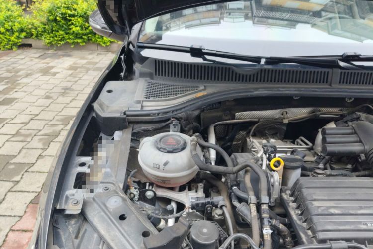 Used Volkswagen Sagitar 2021 280TSI DSG Excellence Edition Engine Bay Right