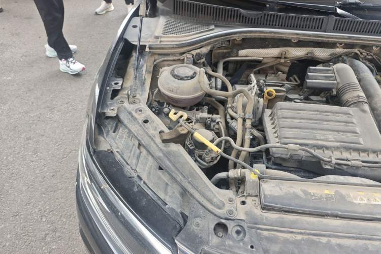 Used Volkswagen Sagitar 2021 200TSI DSG Comfort Connect Edition Engine Bay Right