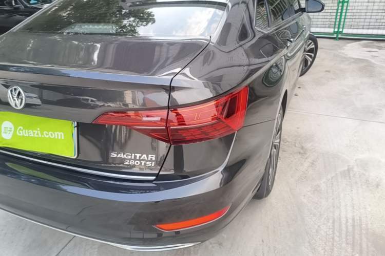 Used Volkswagen Sagitar 2021 280TSI DSG Luxury Smart Connectivity Edition Exterior 3