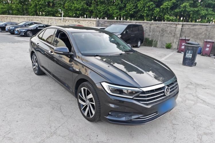 Used Volkswagen Sagitar 2021 280TSI DSG Excellence Edition Front Right 45 Deg