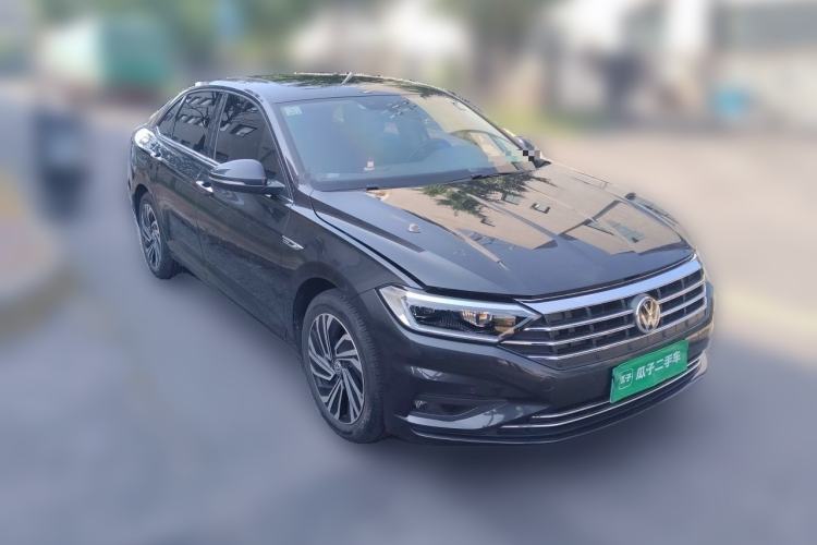 Used Volkswagen Sagitar 2021 280TSI DSG Luxury Smart Connectivity Edition Front Right 45 Deg