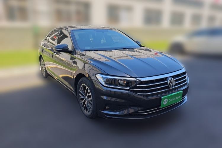 Used Volkswagen Sagitar 2021 280TSI DSG Comfort Connect Edition Front Right 45 Deg