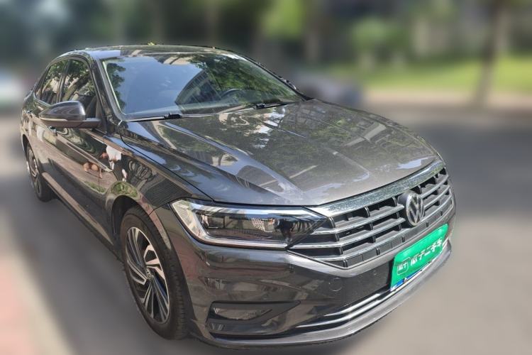 Used Volkswagen Sagitar 2021 280TSI DSG Luxury Smart Connectivity Edition Front Right 45 Deg