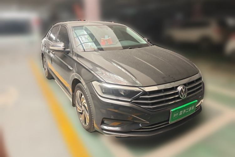Used Volkswagen Sagitar 2021 280TSI DSG Excellence Edition Front Right 45 Deg