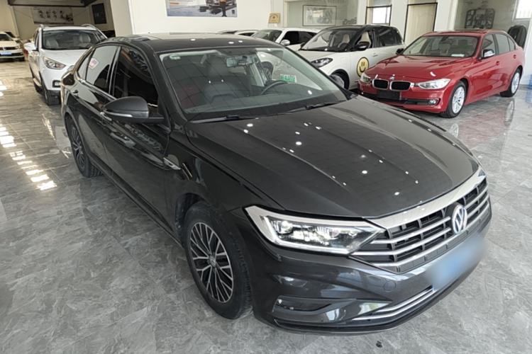 Used Volkswagen Sagitar 2021 280TSI DSG Excellence Edition Front Right 45 Deg