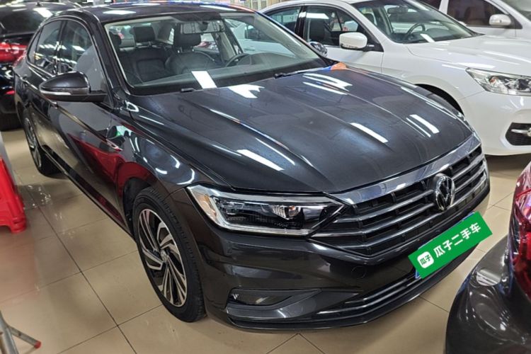 Used Volkswagen Sagitar 2021 280TSI DSG Excellence Edition Front Right 45 Deg