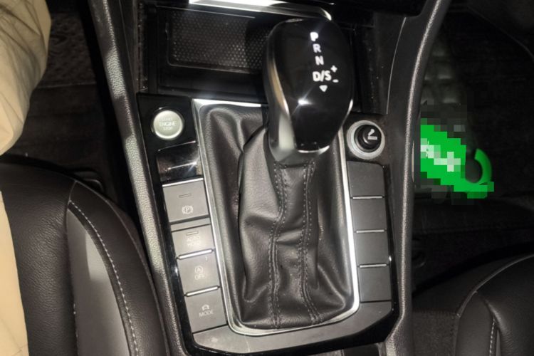 Used Volkswagen Sagitar 2021 280TSI DSG Comfort Connect Edition Gear Lever