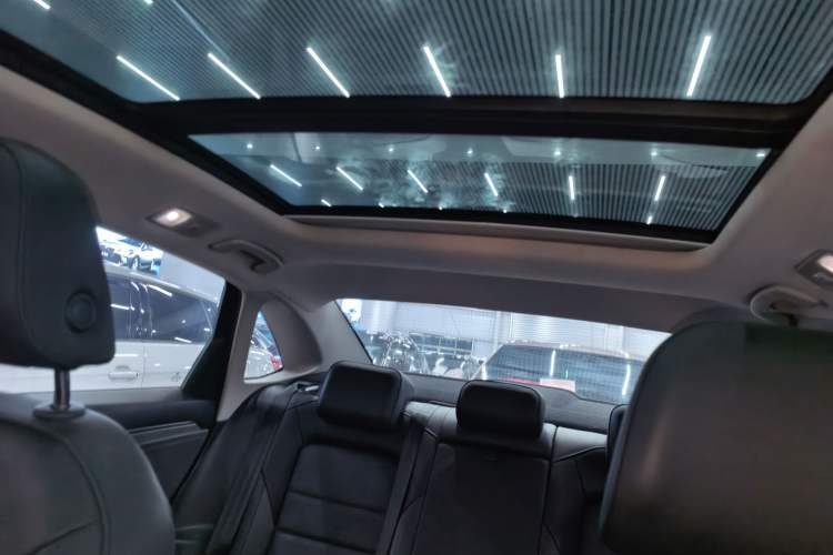 Used Volkswagen Sagitar 2021 280TSI DSG Comfort Connect Edition Headliner