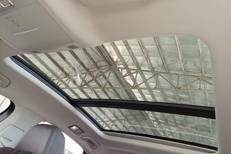 Used Volkswagen Sagitar 2021 280TSI DSG Comfort Connect Edition Headliner