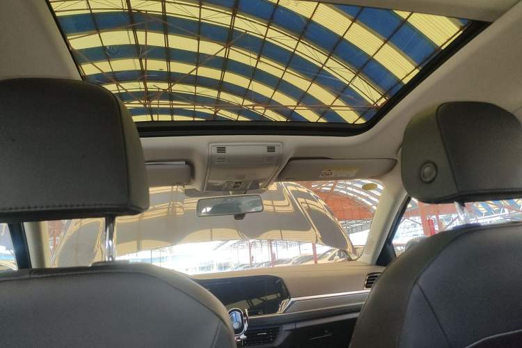Used Volkswagen Sagitar 2021 280TSI DSG Comfort Connect Edition Headliner