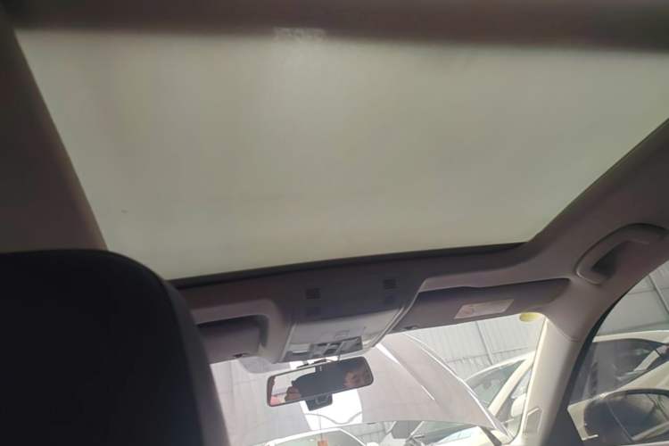 Used Volkswagen Sagitar 2021 280TSI DSG Comfort Connect Edition Headliner