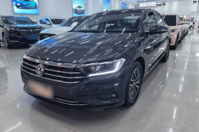 Ojetý Volkswagen Sagitar 2021 280TSI DSG Comfort Connect Edition
