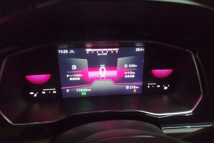 Used Volkswagen Sagitar 2021 200TSI DSG Comfort Connect Edition Instrument Cluster