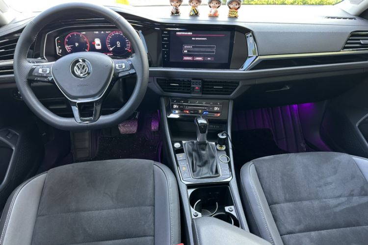 Used Volkswagen Sagitar 2021 280TSI DSG Luxury Smart Connectivity Edition Interior 12