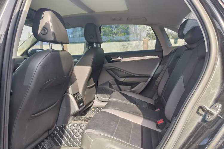 Used Volkswagen Sagitar 2021 280TSI DSG Excellence Edition Interior 2