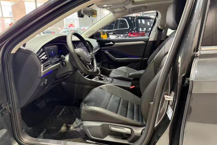 Used Volkswagen Sagitar 2021 280TSI DSG Comfort Connect Edition Interior 2