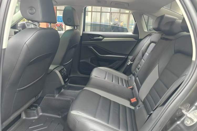 Used Volkswagen Sagitar 2021 280TSI DSG Comfort Connect Edition Interior 3
