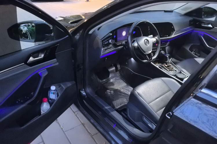 Used Volkswagen Sagitar 2021 280TSI DSG Comfort Connect Edition Interior 3
