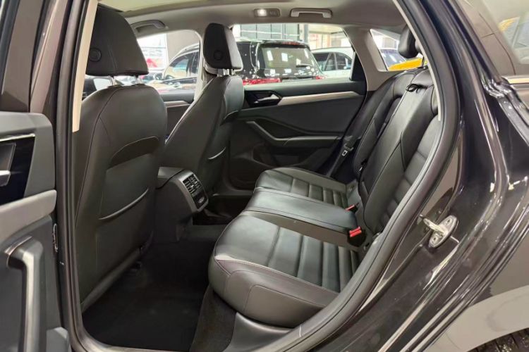 Used Volkswagen Sagitar 2021 280TSI DSG Comfort Connect Edition Interior 3