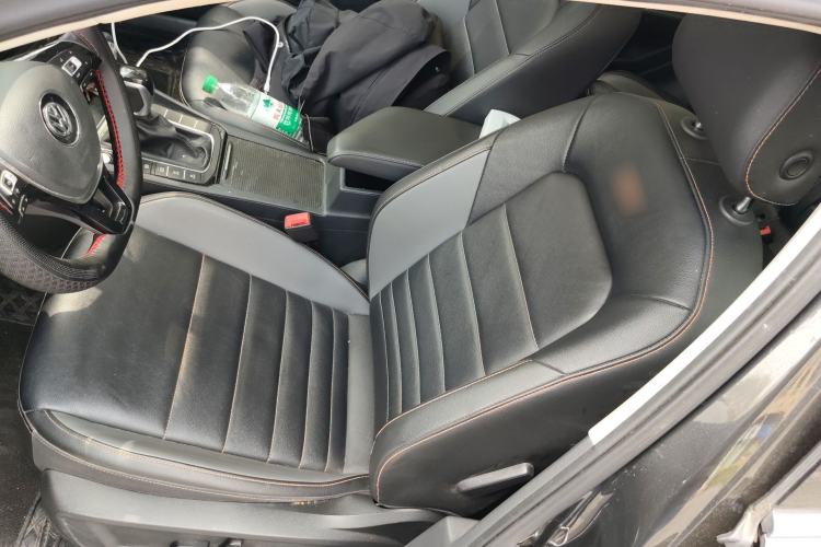 Used Volkswagen Sagitar 2021 280TSI DSG 30th Anniversary Edition Left Front Seat
