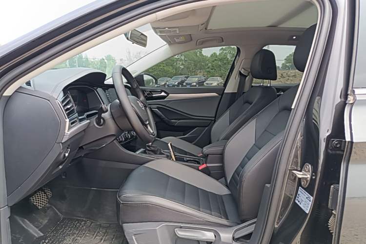 Used Volkswagen Sagitar 2021 200TSI DSG Comfort Connect Edition Left Front Seat