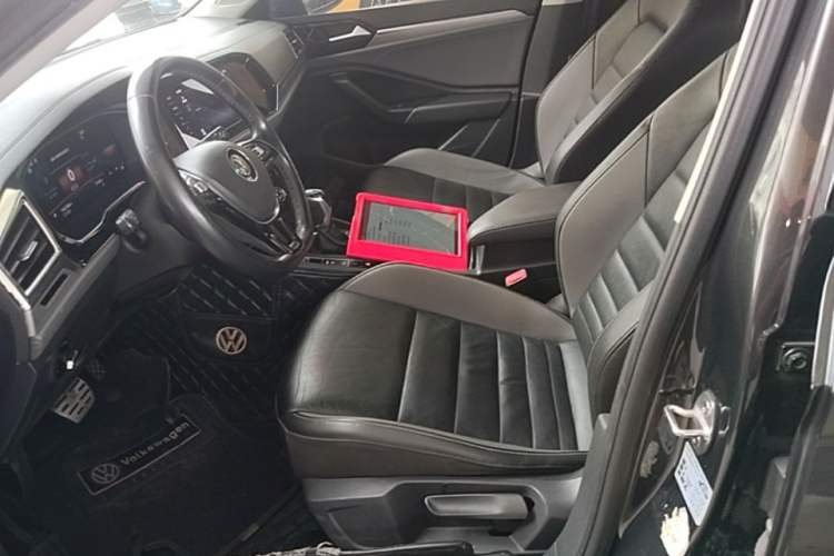 Used Volkswagen Sagitar 2021 280TSI DSG Excellence Edition Left Front Seat