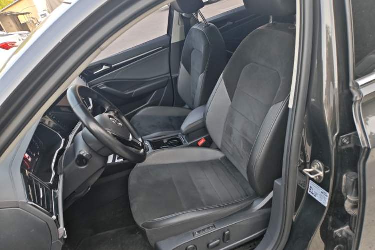 Used Volkswagen Sagitar 2021 280TSI DSG Excellence Edition Left Front Seat