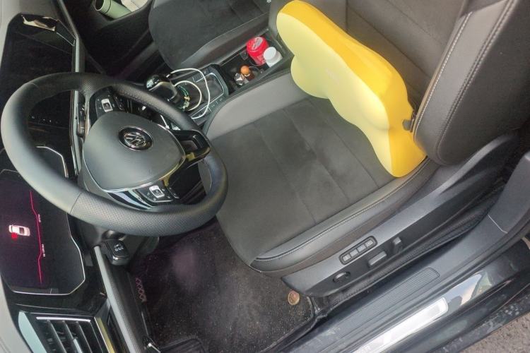 Used Volkswagen Sagitar 2021 280TSI DSG Luxury Smart Connectivity Edition Left Front Seat