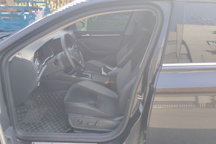 Used Volkswagen Sagitar 2021 280TSI DSG Luxury Smart Connectivity Edition Left Front Seat