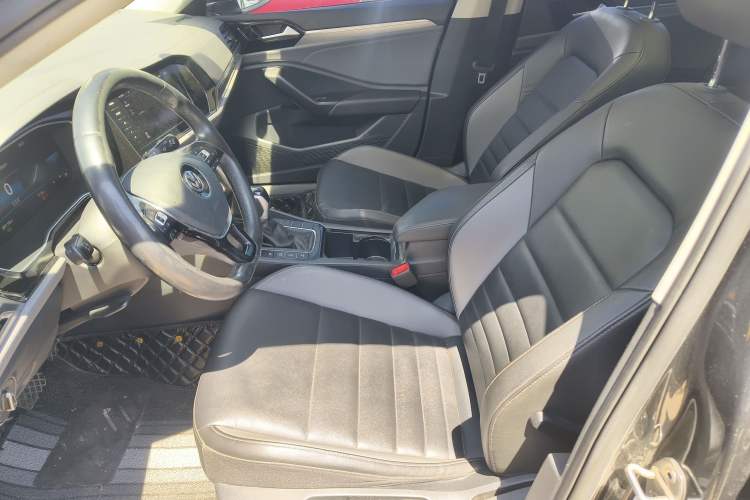 Used Volkswagen Sagitar 2021 280TSI DSG Excellence Edition Left Front Seat