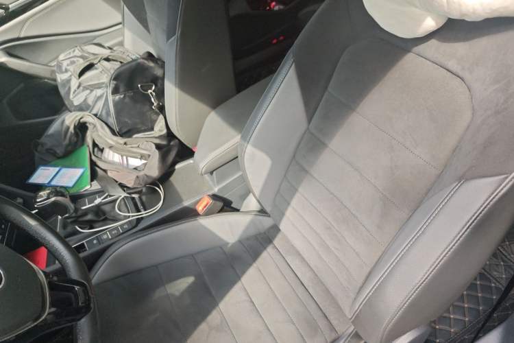 Used Volkswagen Sagitar 2021 280TSI DSG Luxury Smart Connectivity Edition Left Front Seat