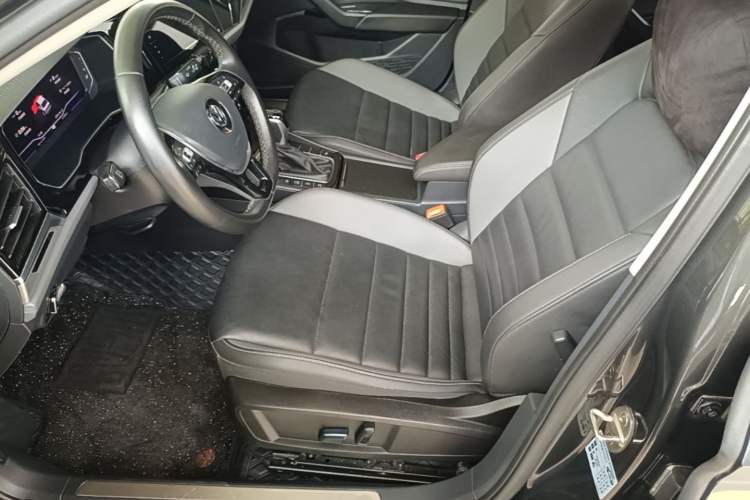 Used Volkswagen Sagitar 2021 280TSI DSG Comfort Connect Edition Left Front Seat