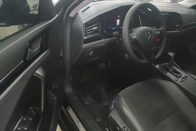 Used Volkswagen Sagitar 2021 280TSI DSG Excellence Edition Left Front Seat