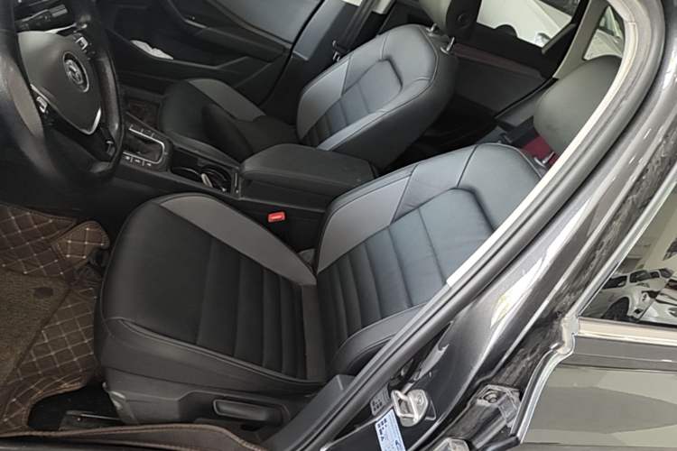 Used Volkswagen Sagitar 2021 280TSI DSG Excellence Edition Left Front Seat